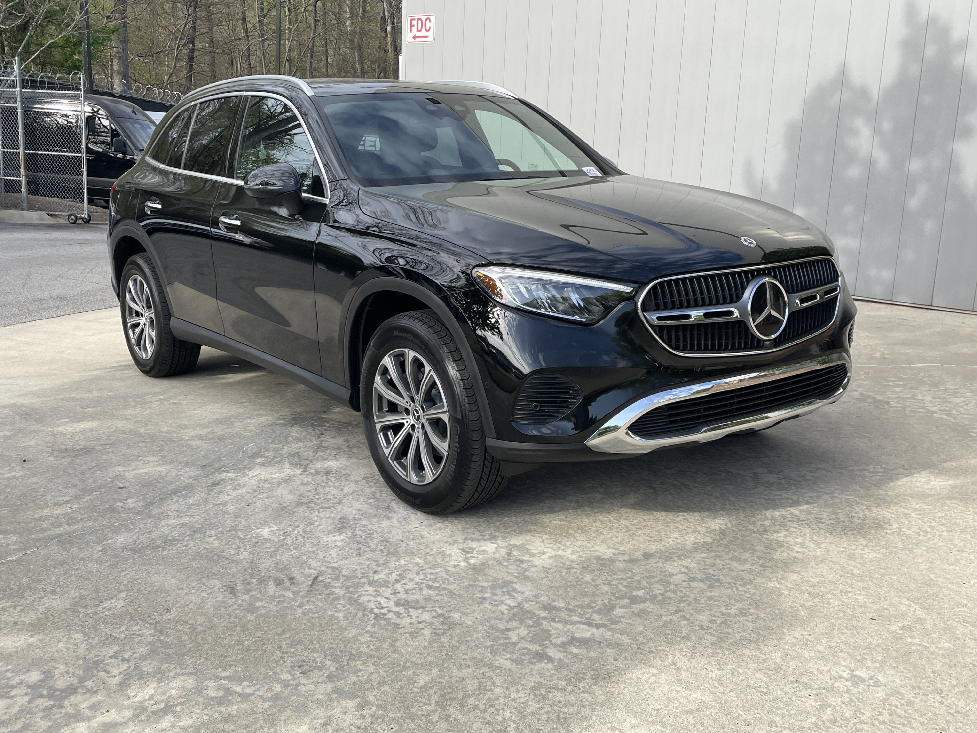 2025 Mercedes-Benz GLC 300 4MATIC