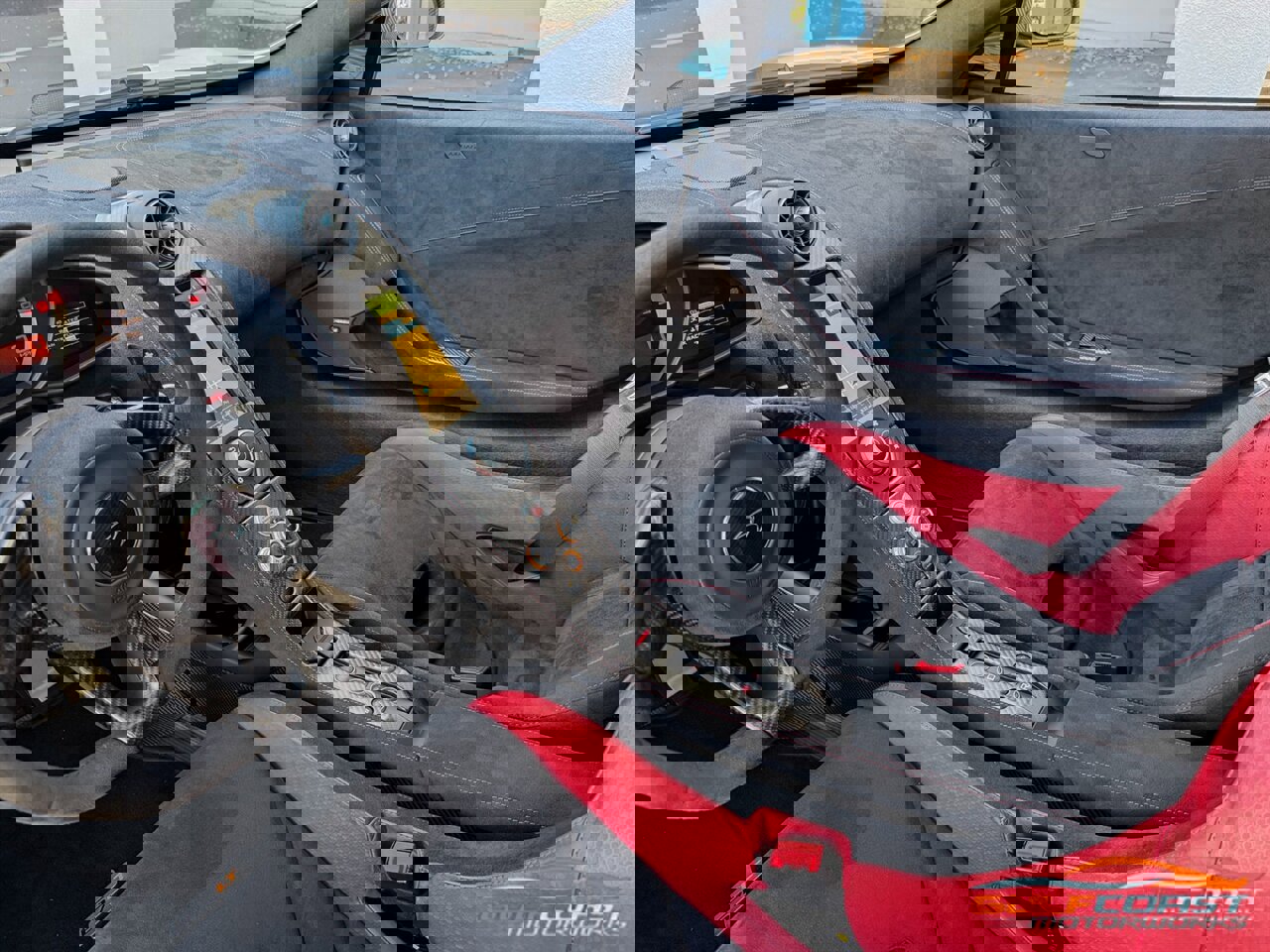 Used 2016 McLaren 675LT photo 17