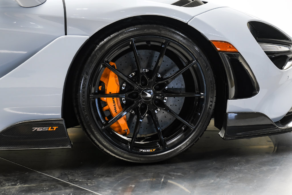 Used 2022 McLaren 765LT photo 47