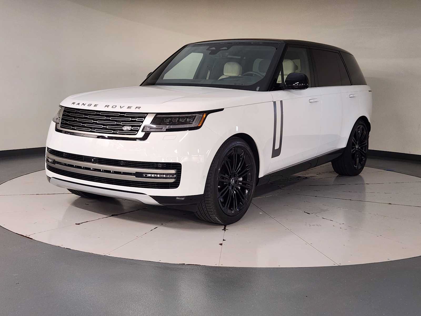 Used 2024 Land Rover Range Rover Long Wheelbase SE