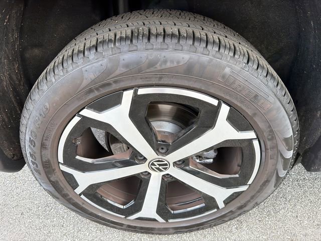 2025 Volkswagen Tiguan SE