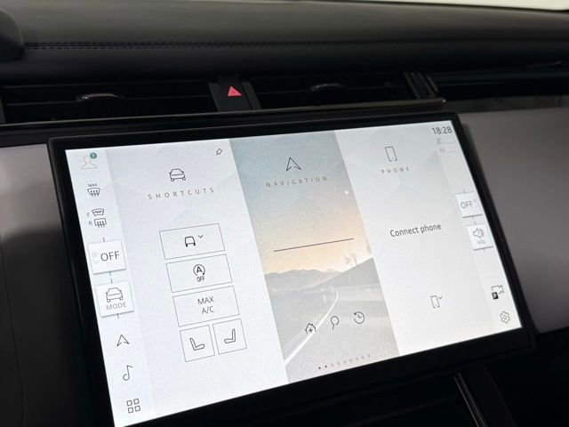 2026 Land Rover Range Rover Velar Dynamic SE