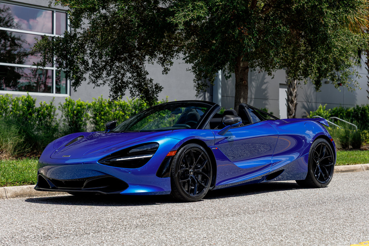 Used 2022 McLaren 720S Luxury photo 28