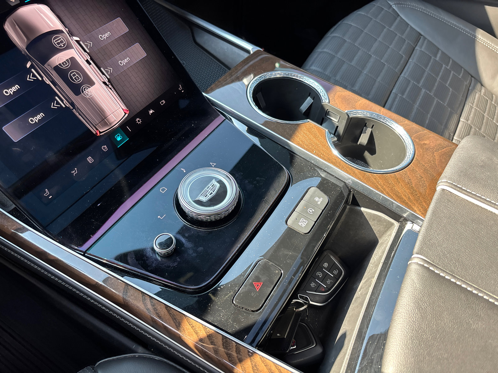 2025 Cadillac Escalade Sport Platinum