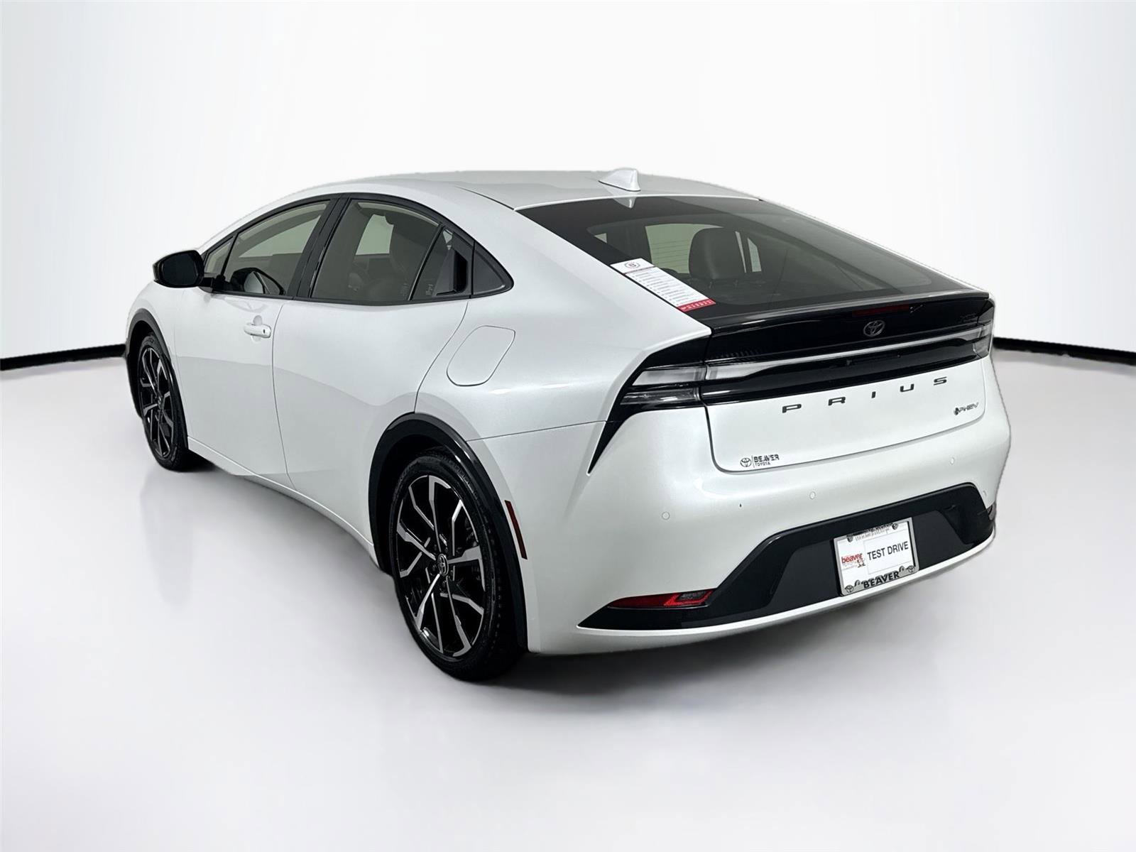 2025 Toyota Prius Plug-In Hybrid