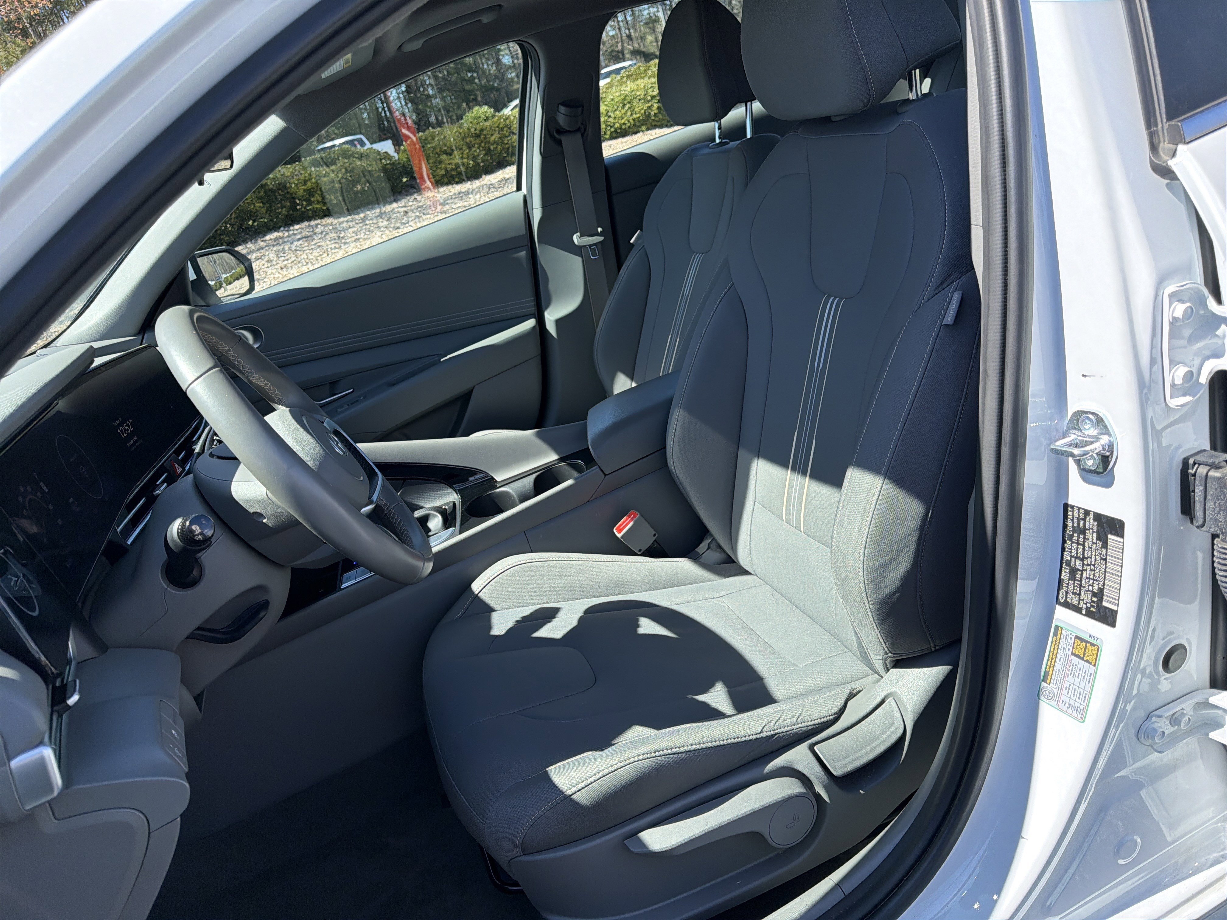 2025 Hyundai Elantra SEL