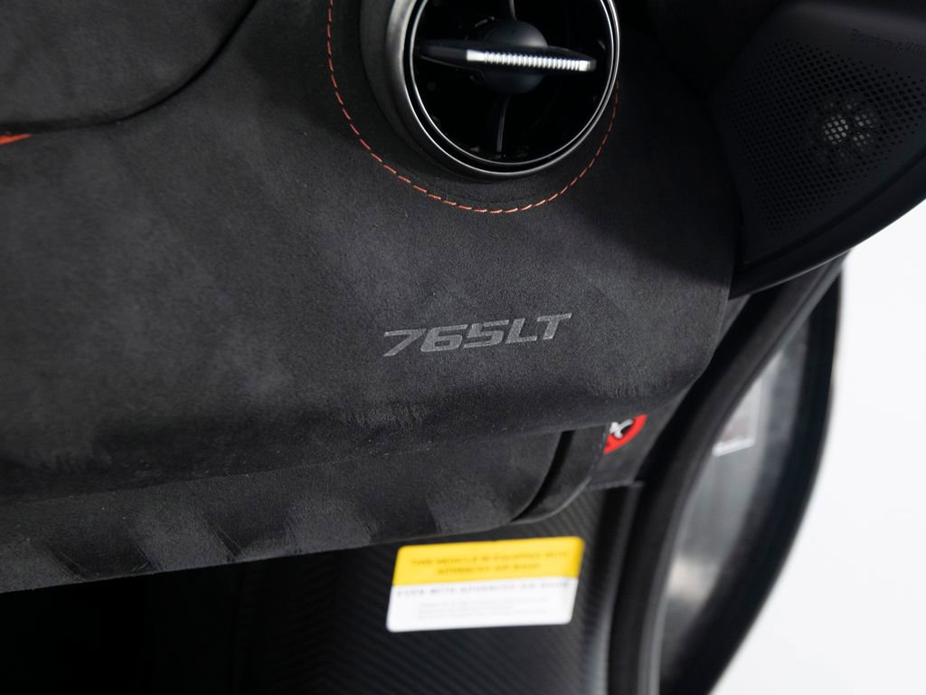 Used 2021 McLaren 765LT photo 32