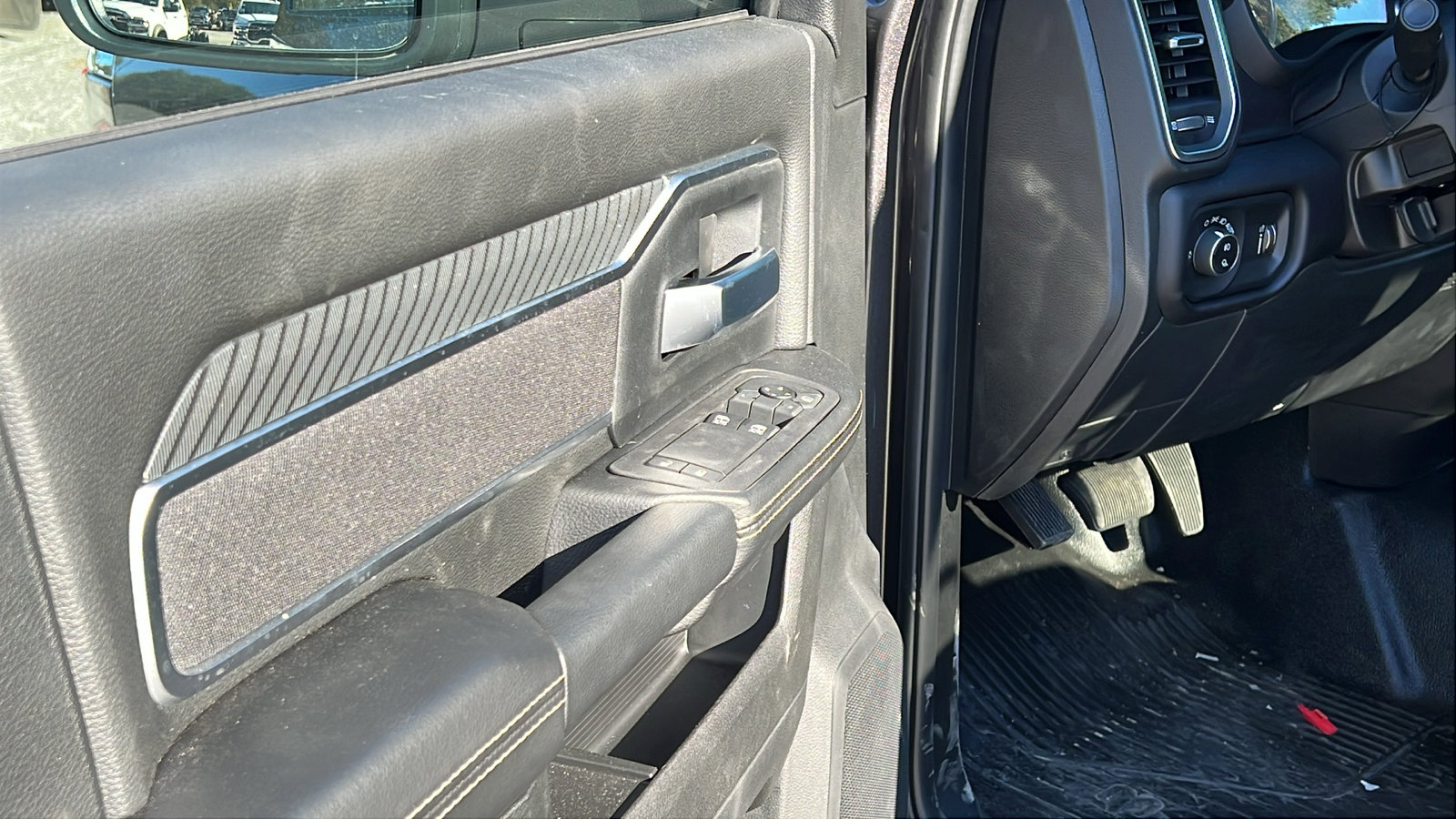 2025 RAM 5500 4x4 Regular Cab