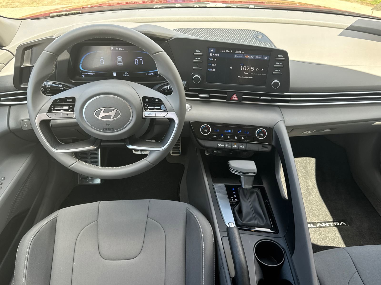 2025 Hyundai Elantra Sport