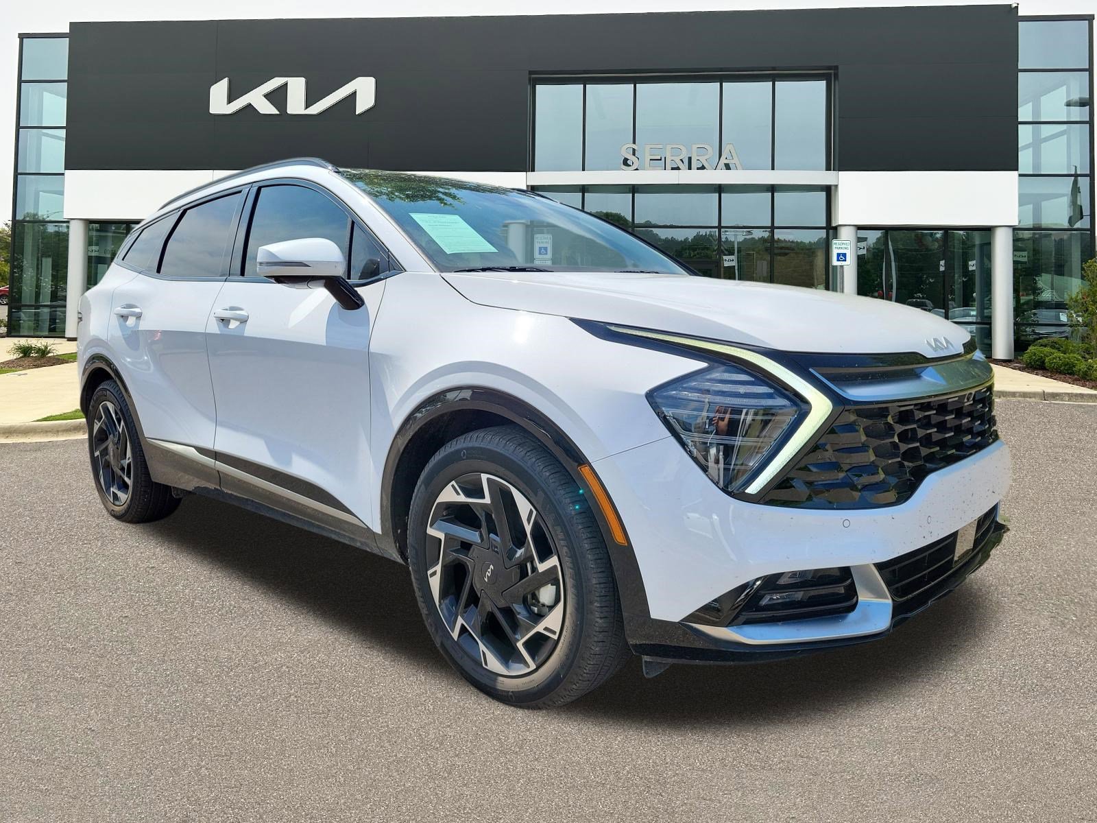 Used 2025 Kia Sportage SX
