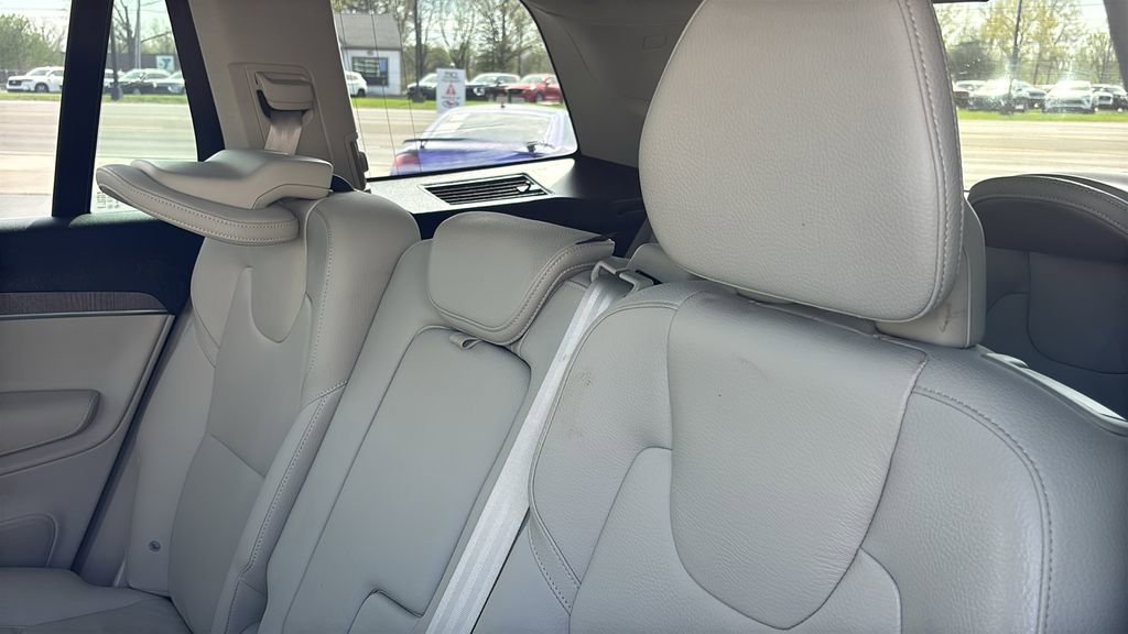 2023 Volvo Xc90 B6 Plus