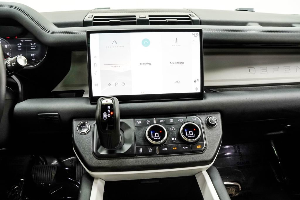 2025 Land Rover Defender 110 S