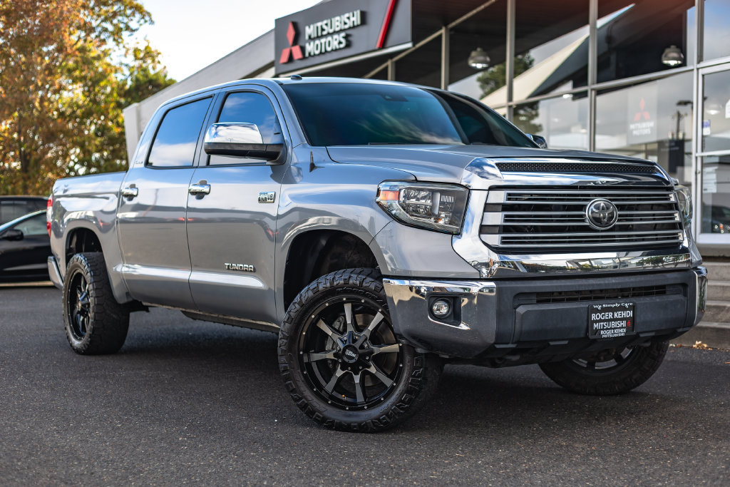 Used 2018 Toyota Tundra Limited w/ Limited Premium Package