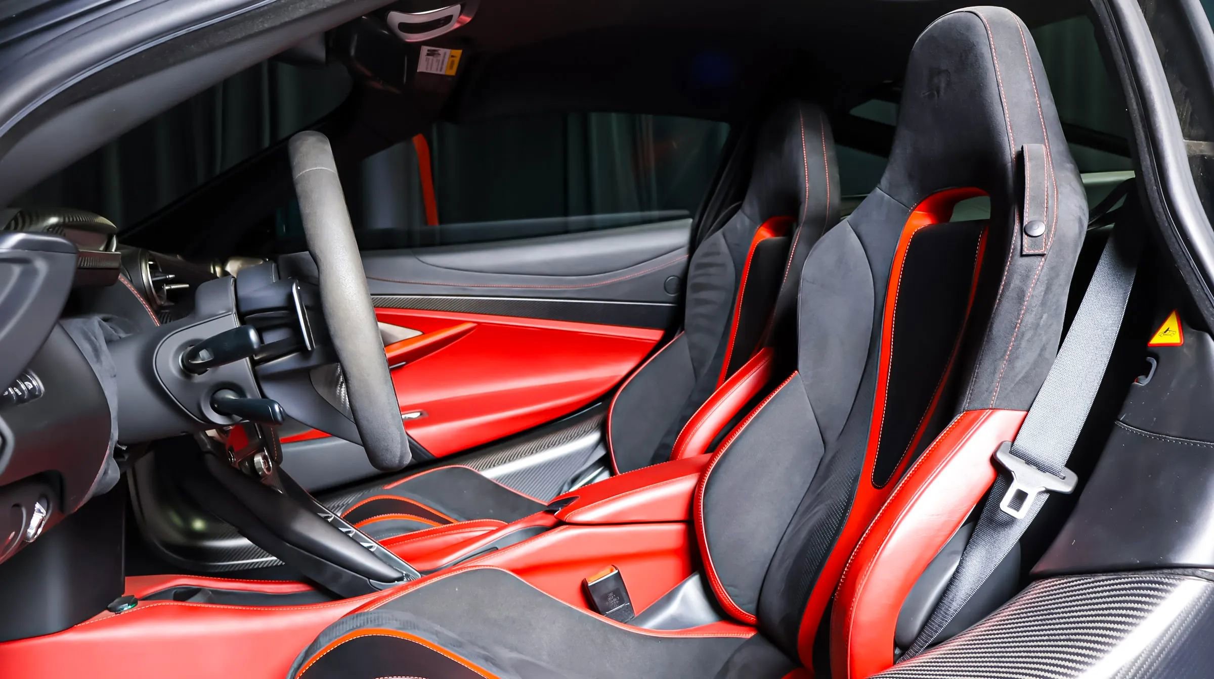 Used 2018 McLaren 720S photo 20