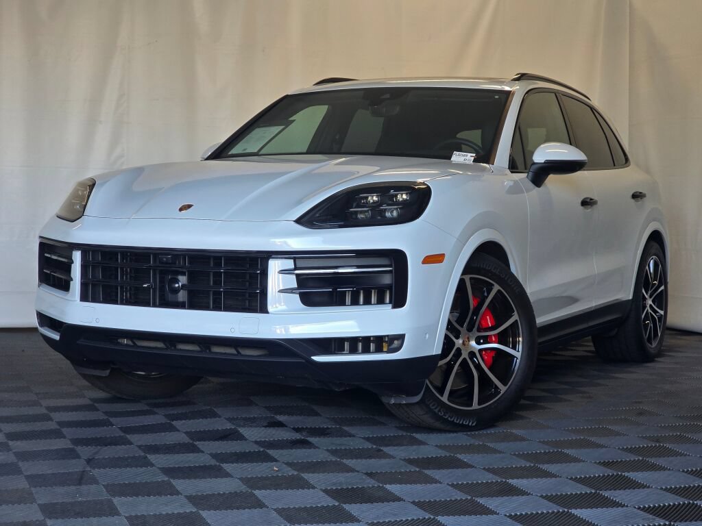 Certified 2025 Porsche Cayenne S