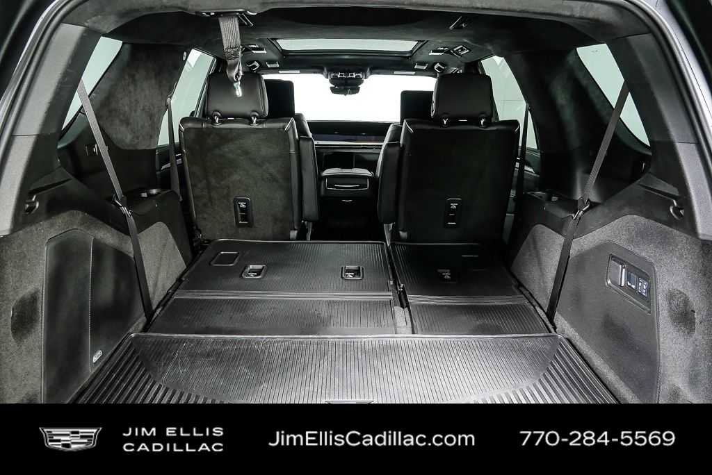 2025 Cadillac Escalade Sport Platinum