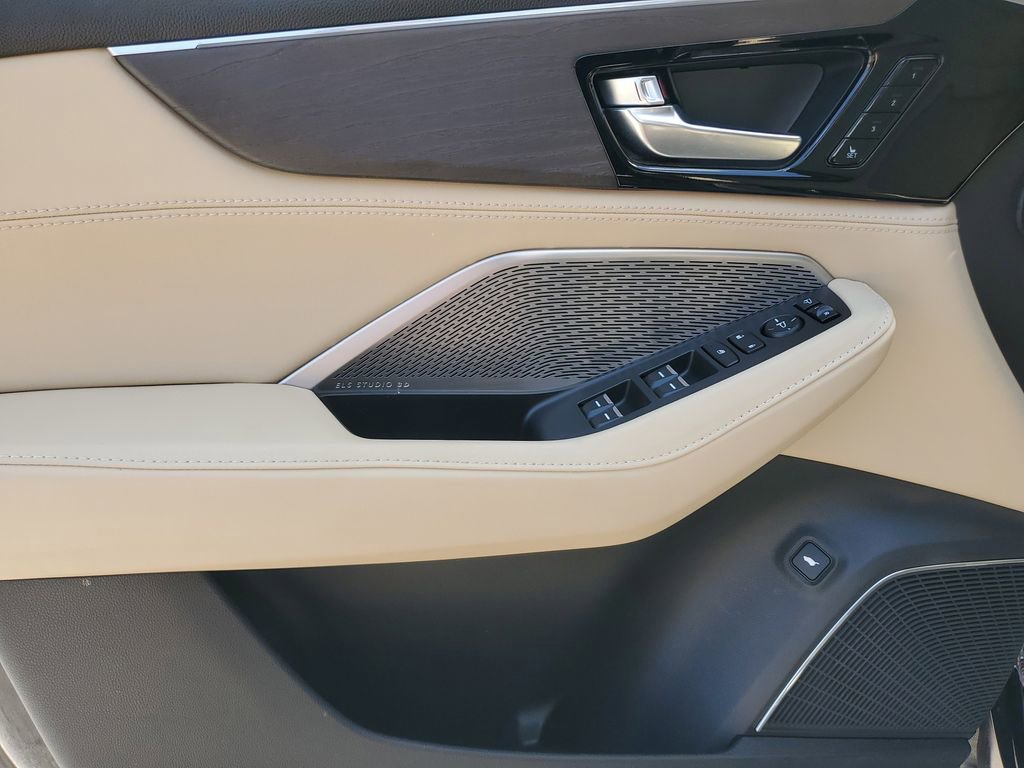 2023 Acura MDX SH-AWD w/ Advance Package