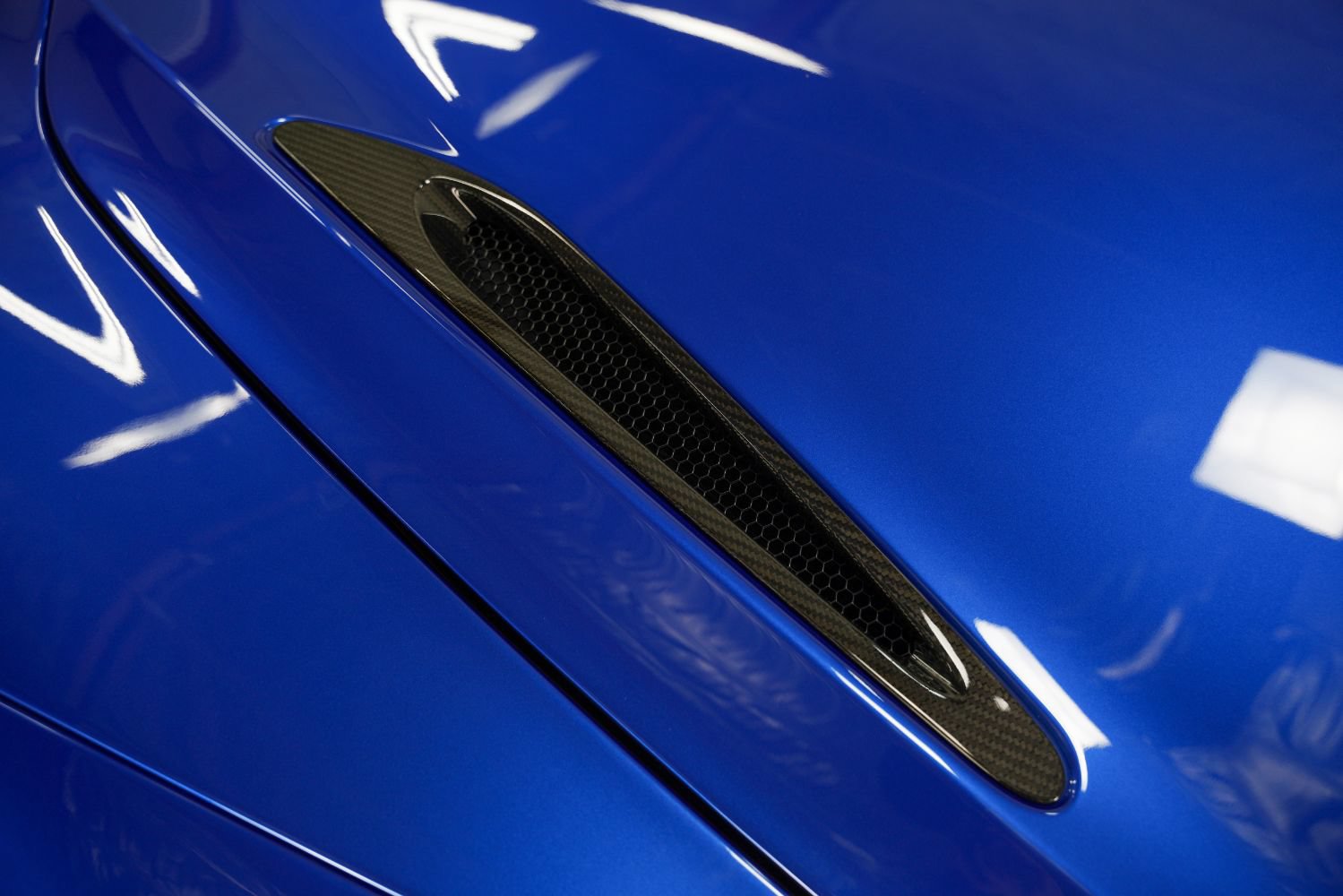 Used 2022 McLaren 765LT photo 15