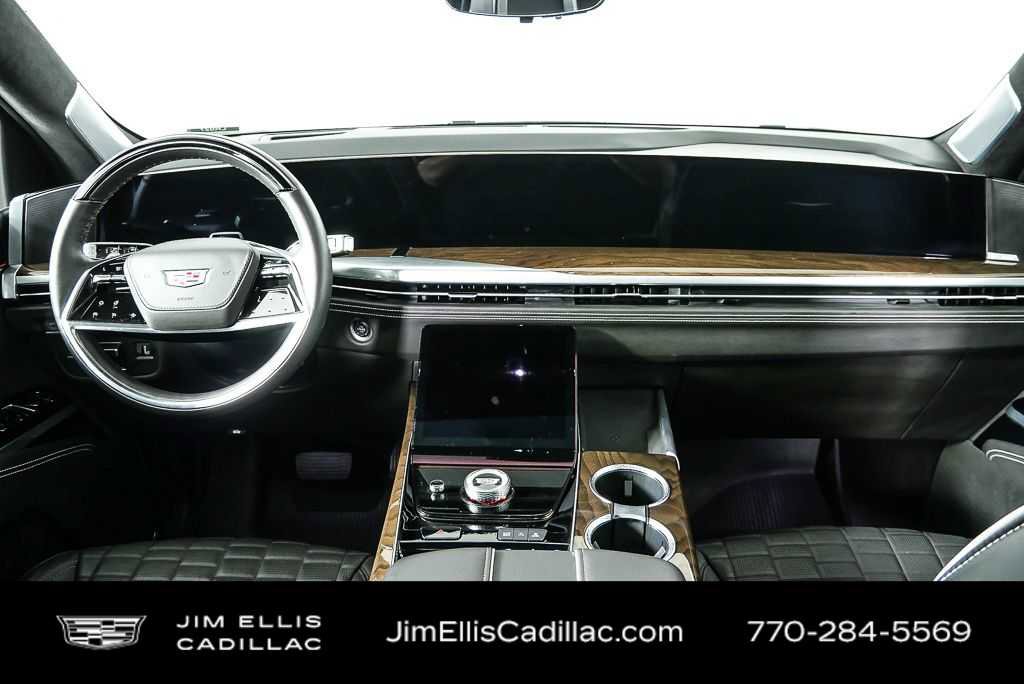 2025 Cadillac Escalade Sport Platinum