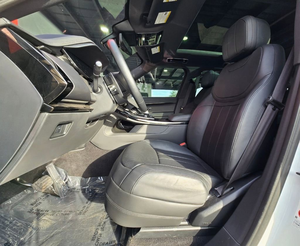 2023 Land Rover Range Rover Sport SE