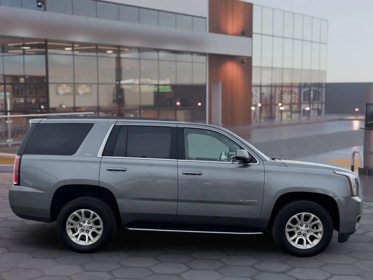 2018 GMC Yukon SLT