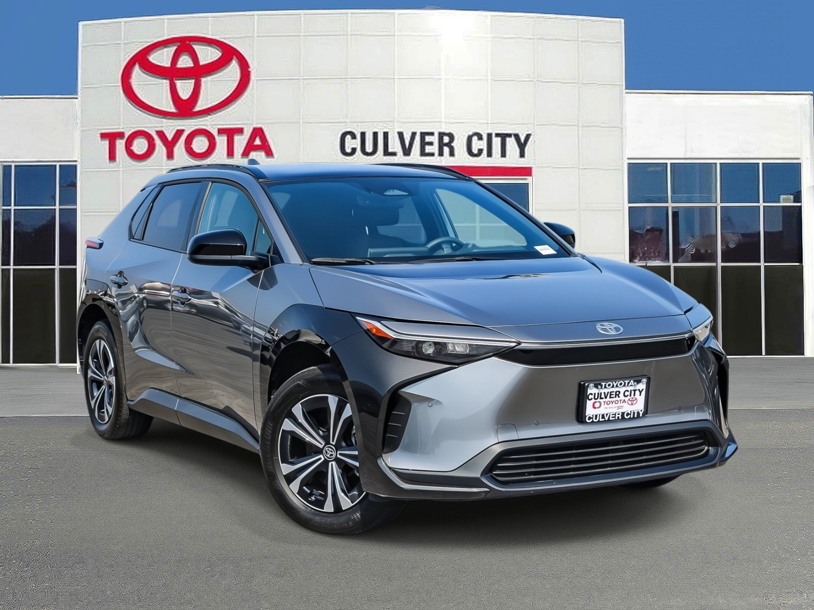 Used 2023 Toyota bZ4X FWD w/ Weather Package