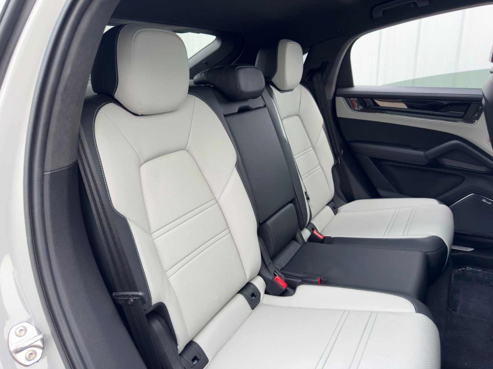 2024 Porsche Cayenne Turbo