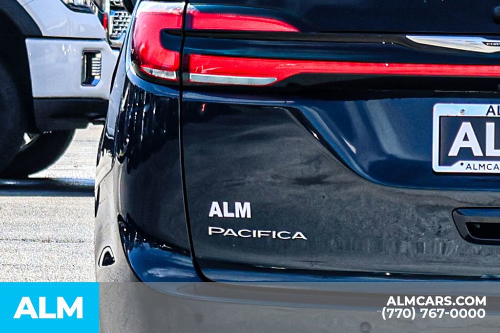 2024 Chrysler Pacifica Touring-L