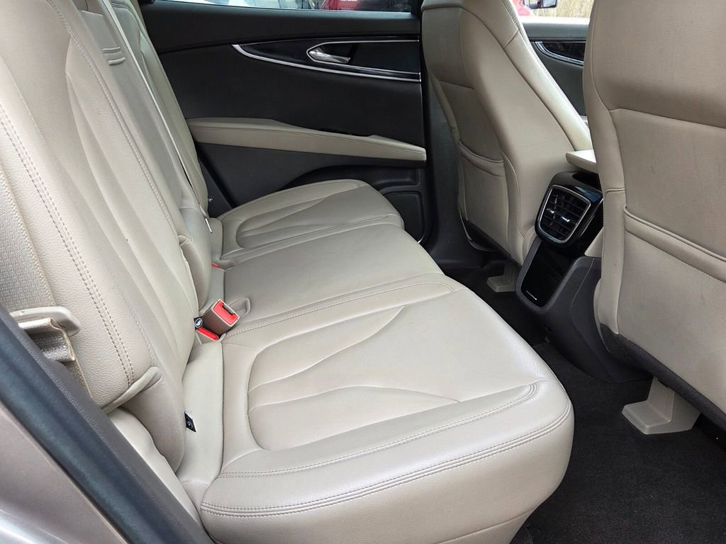 2021 Lincoln Nautilus FWD