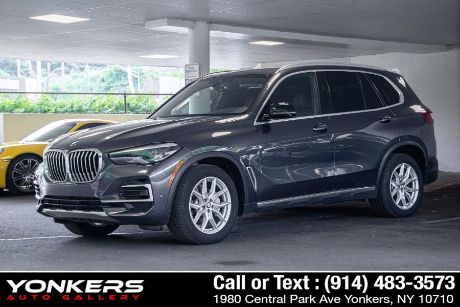 Used 2022 BMW X5 xDrive40i w/ Premium Package