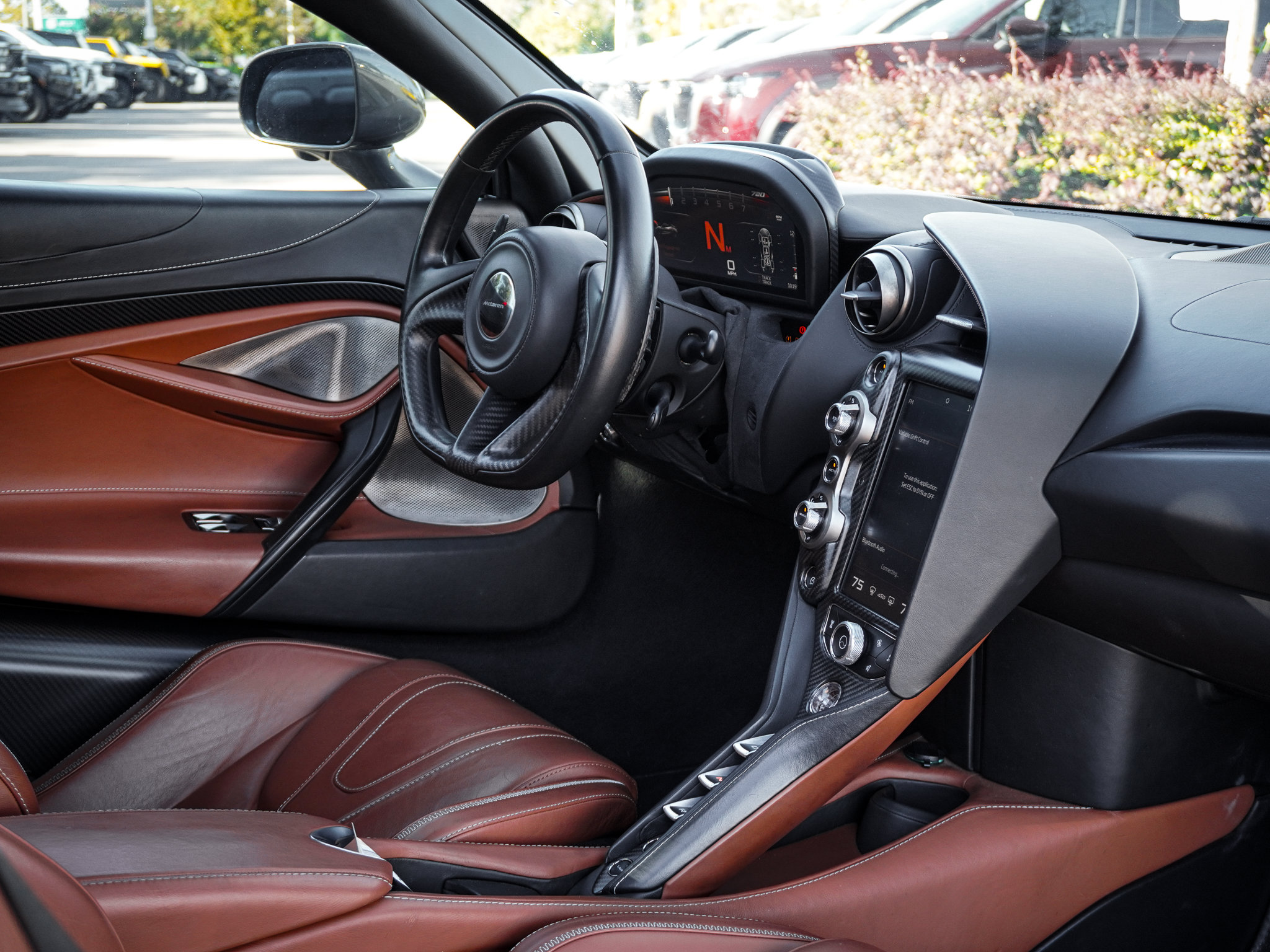 Used 2018 McLaren 720S Luxury photo 37