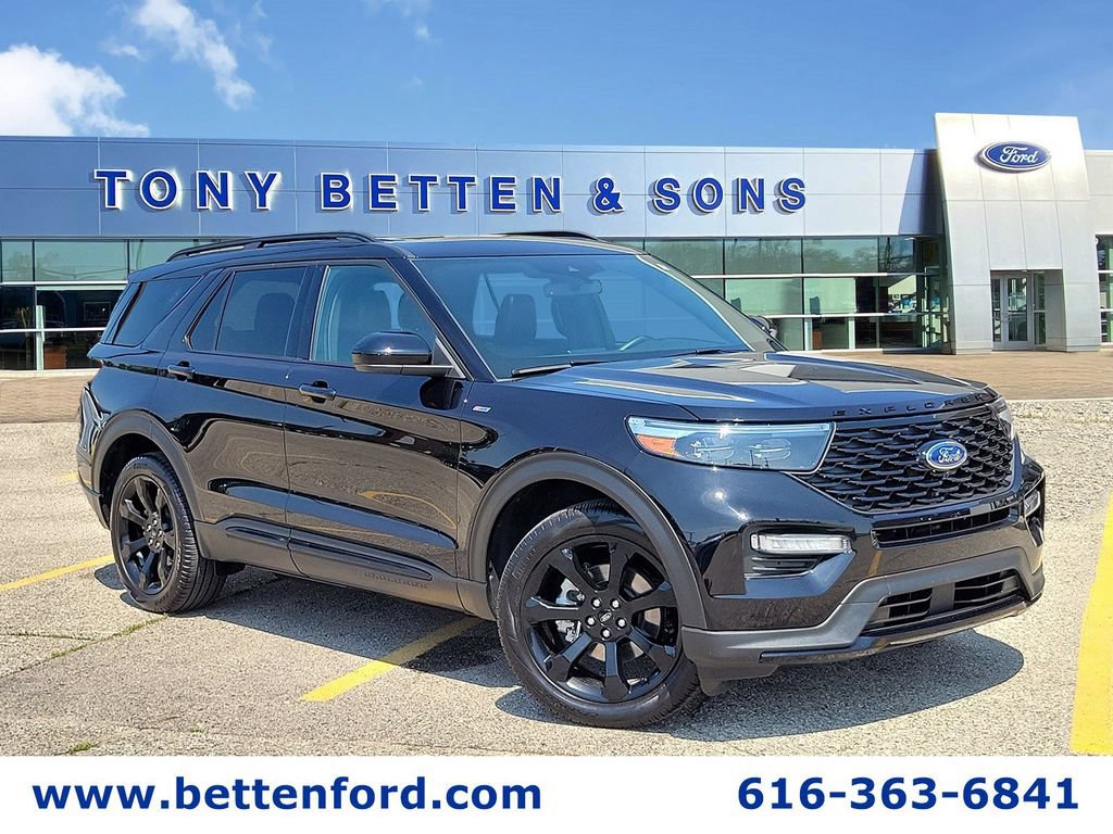 Used 2024 Ford Explorer ST-Line w/ Class IV Trailer Tow Package