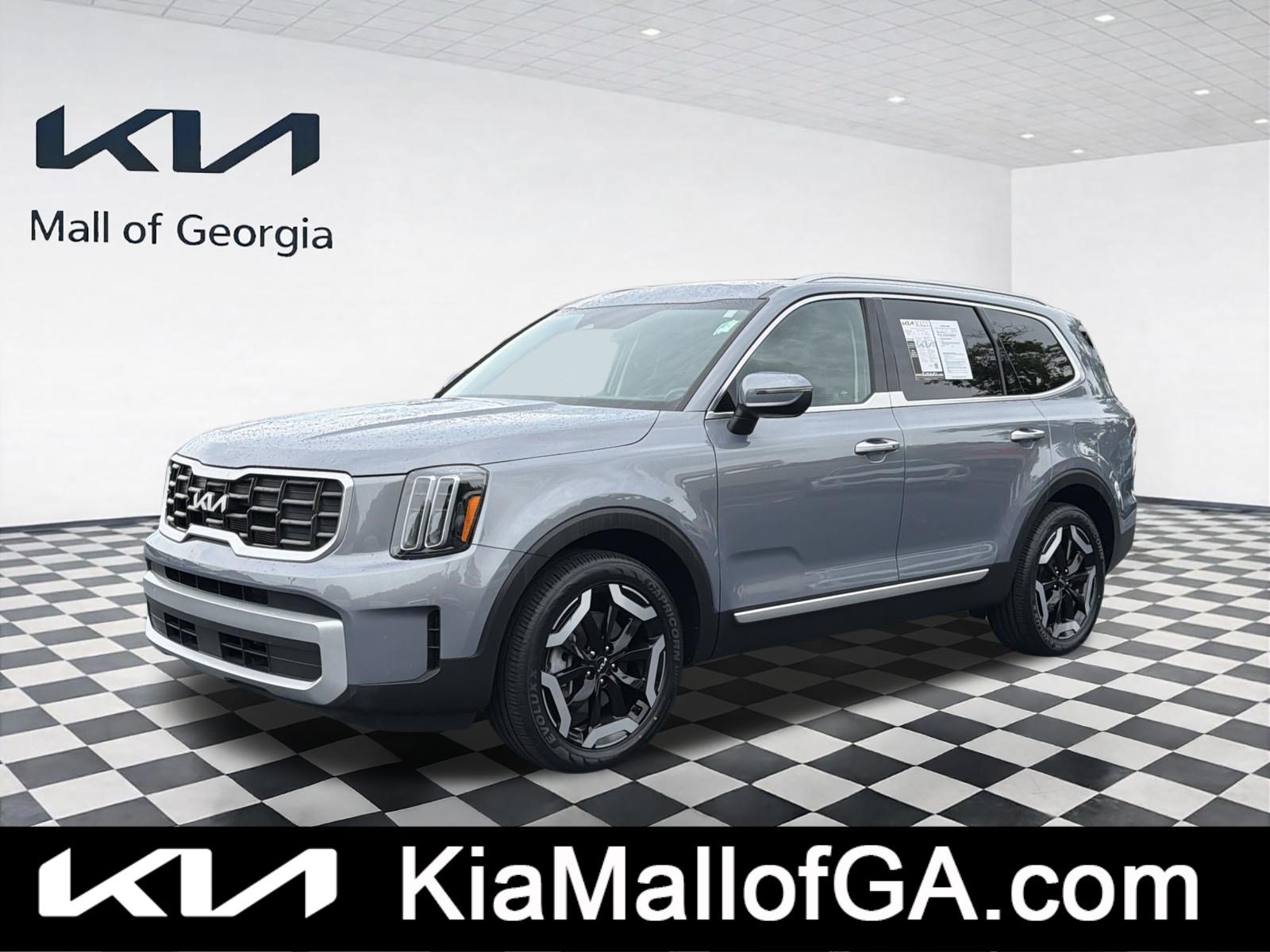 Used 2024 Kia Telluride S w/ S Sunroof Package