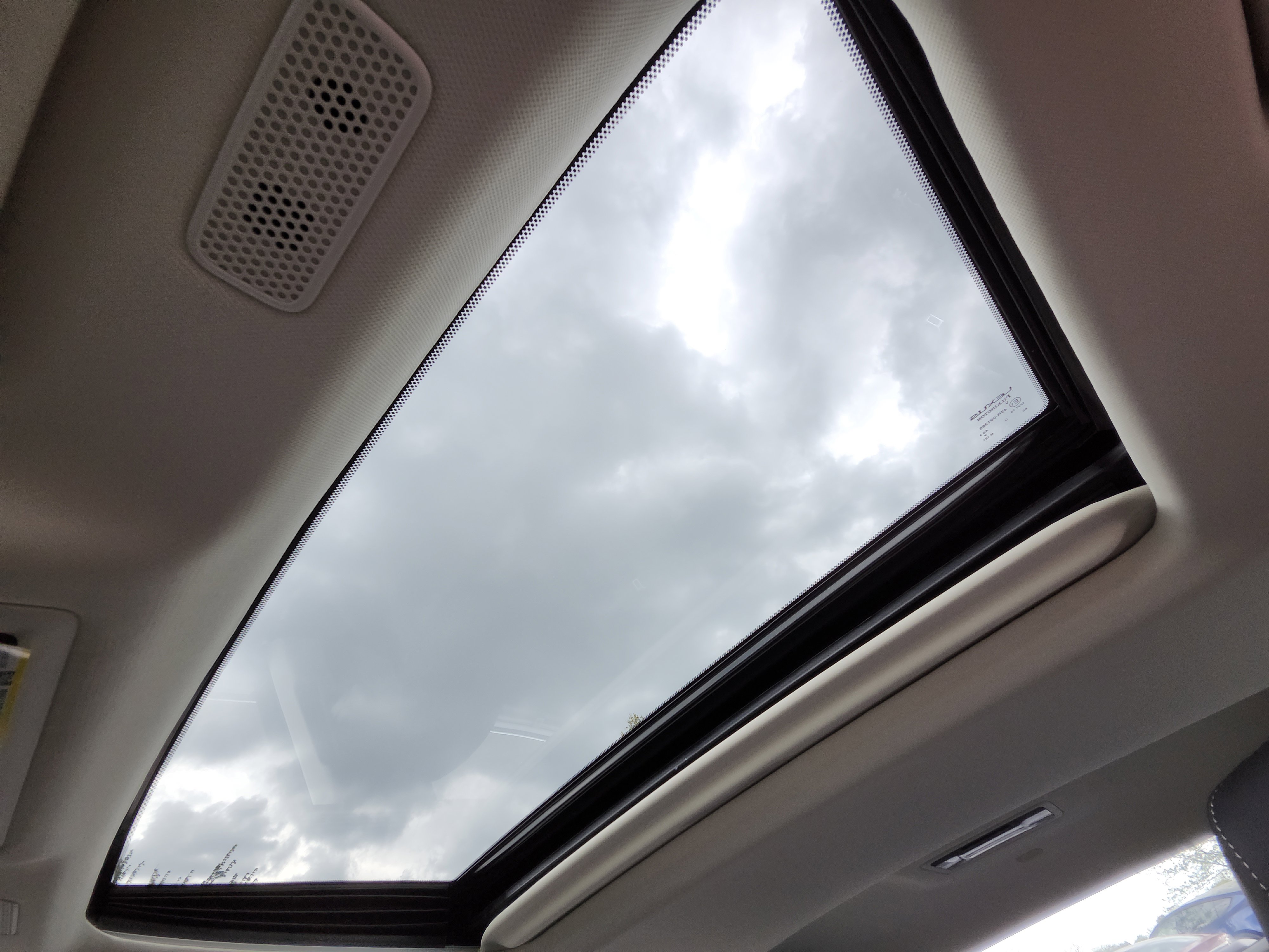 2025 Lexus ES 300h Ultra Luxury