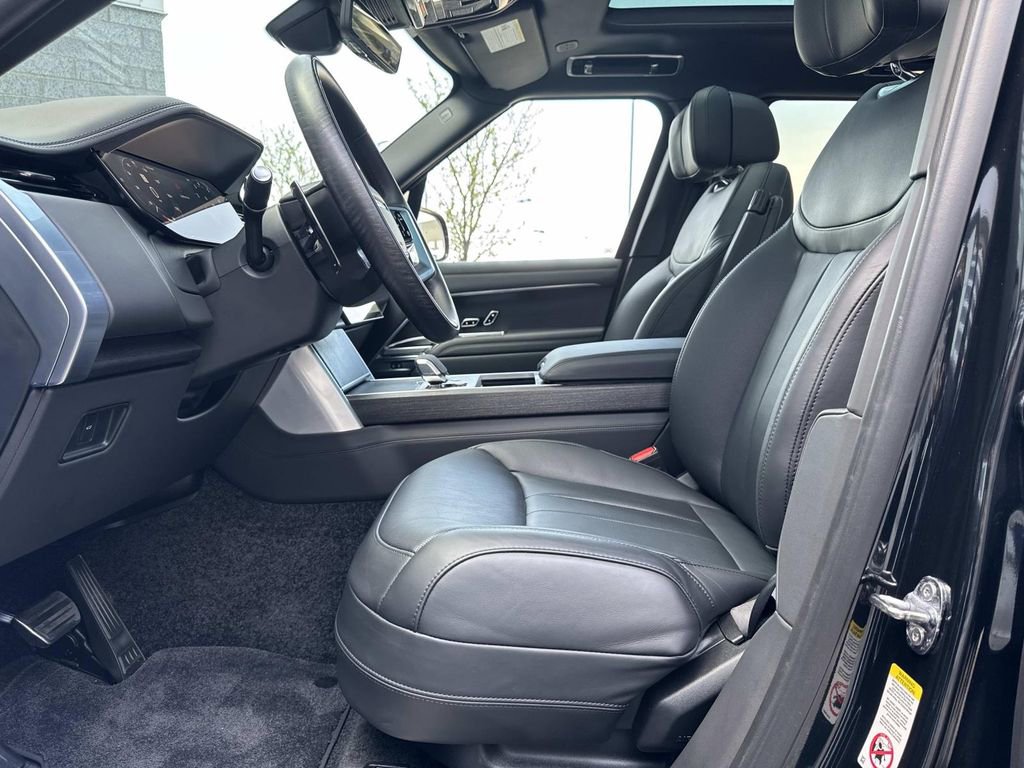 2025 Land Rover Range Rover Autobiography