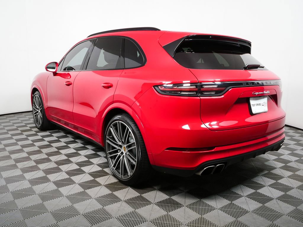 2023 Porsche Cayenne Turbo
