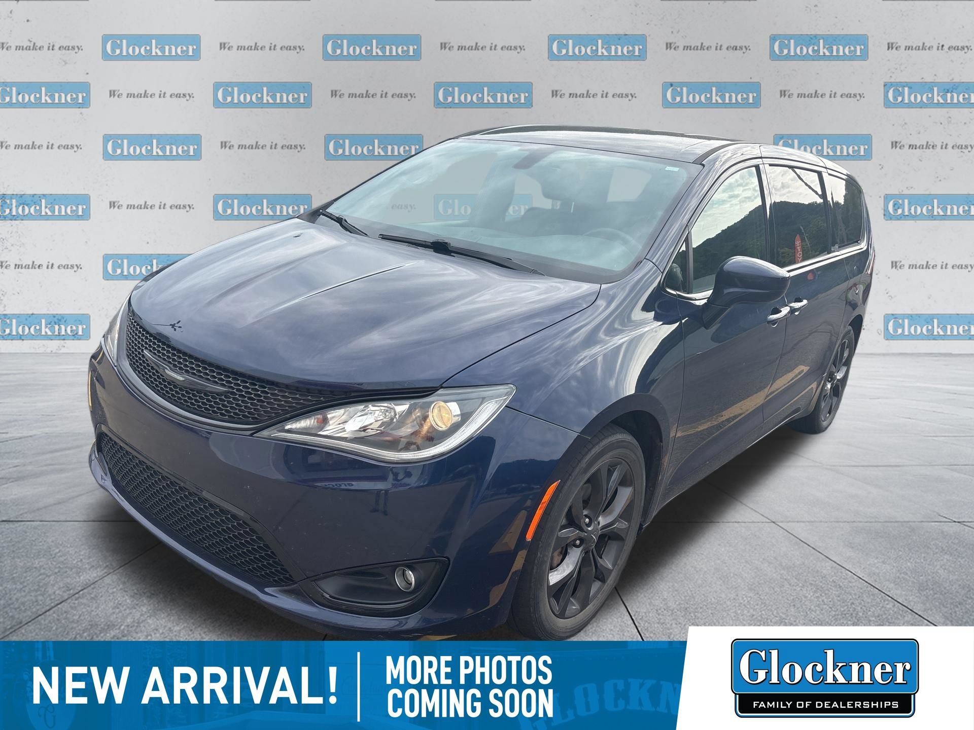 Used 2020 Chrysler Pacifica Touring w/ S Appearance Package