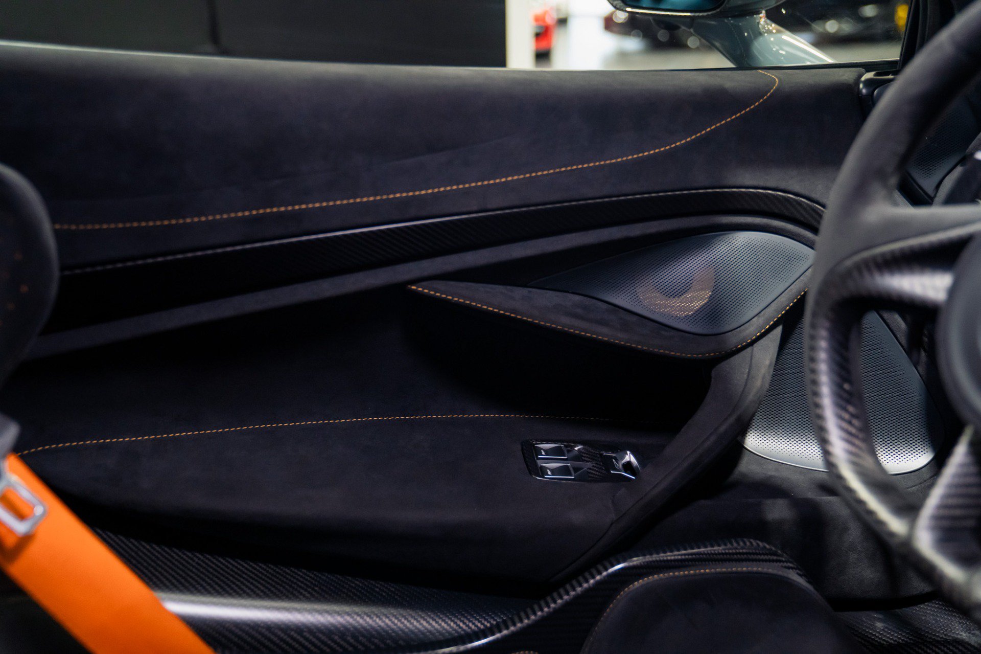 Used 2021 McLaren 765LT photo 41