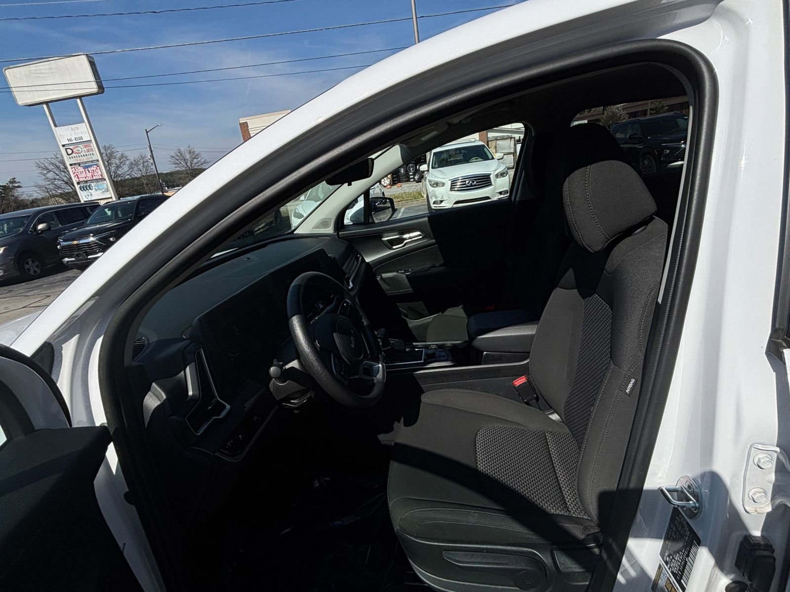 2025 Kia Sportage LX