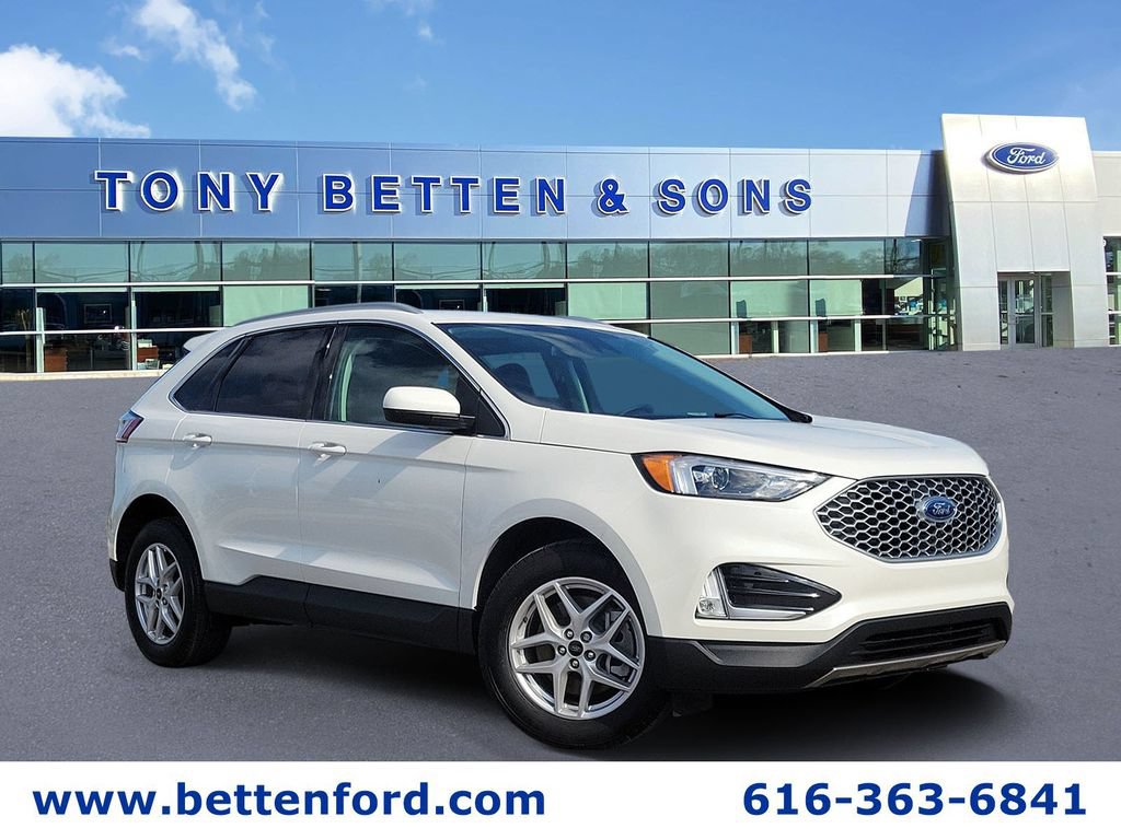 Used 2024 Ford Edge SEL w/ Convenience Package