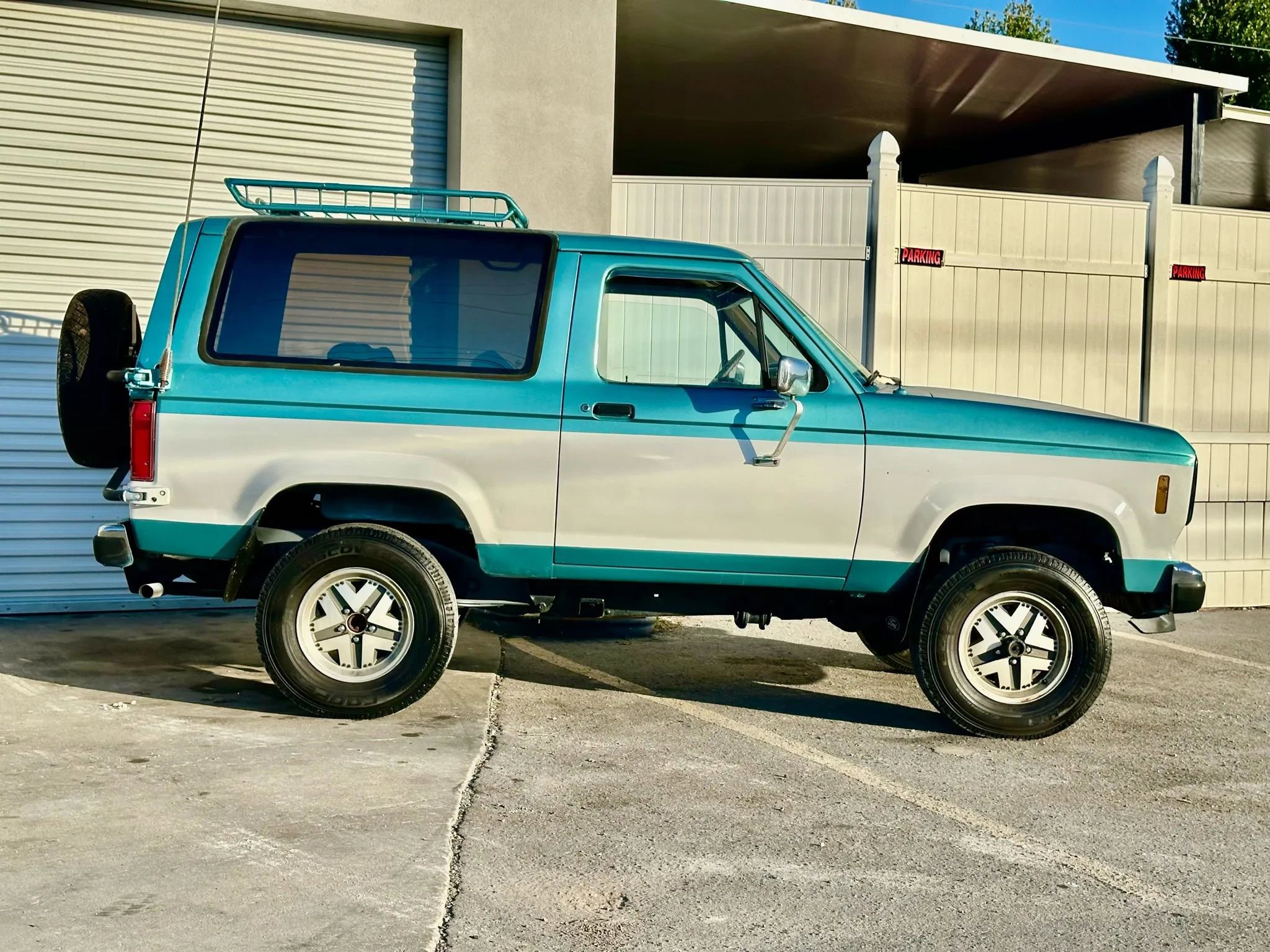 Used 1987 Ford Bronco II for Sale - Kelley Blue Book, image size:2048x1536