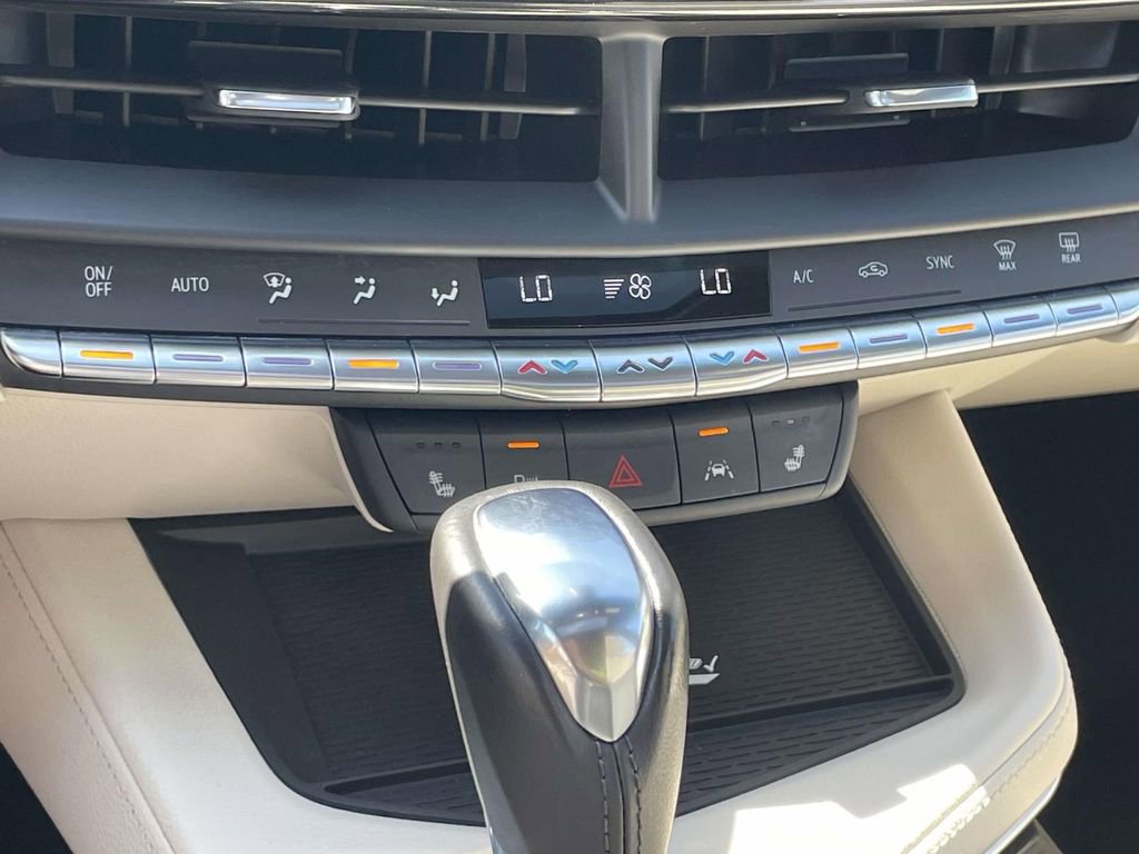 2023 Cadillac CT4 Luxury