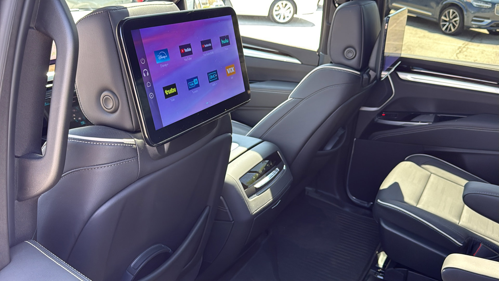 2025 Cadillac Escalade Premium Luxury