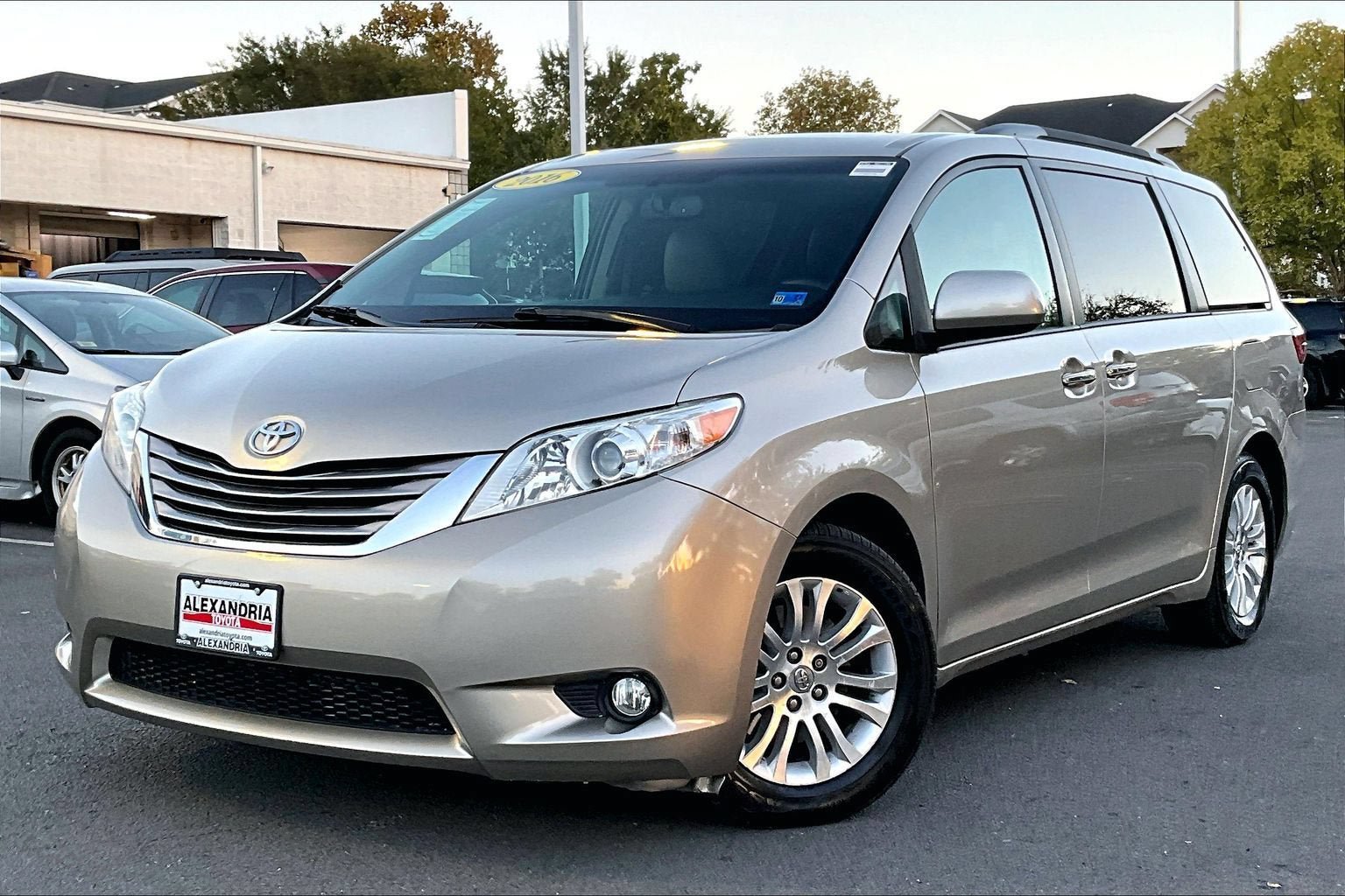 Used 2016 Toyota Sienna XLE Premium