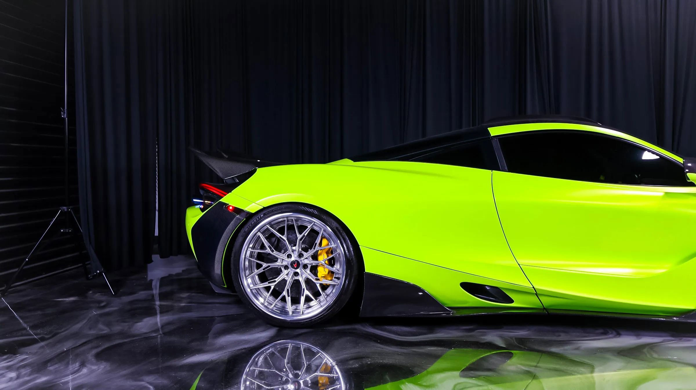 Used 2018 McLaren 720S Luxury 5