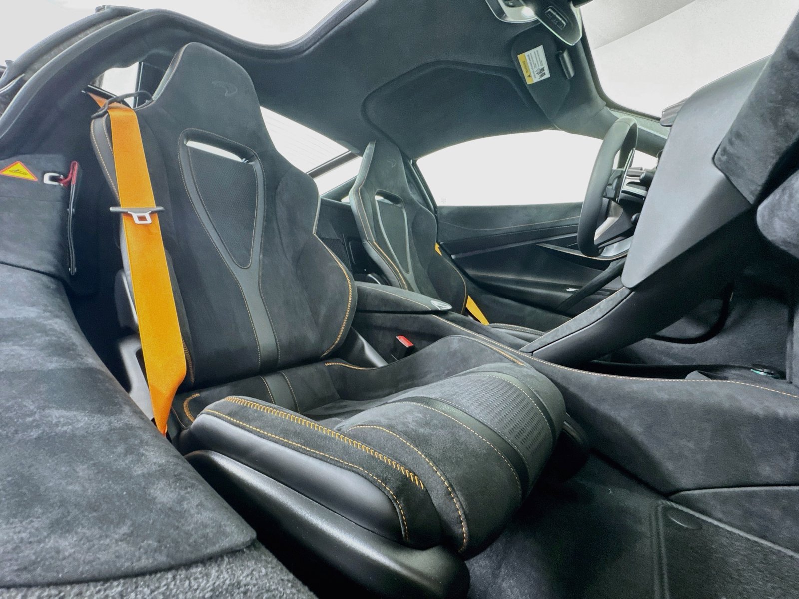 New 2027 McLaren 750S photo 22