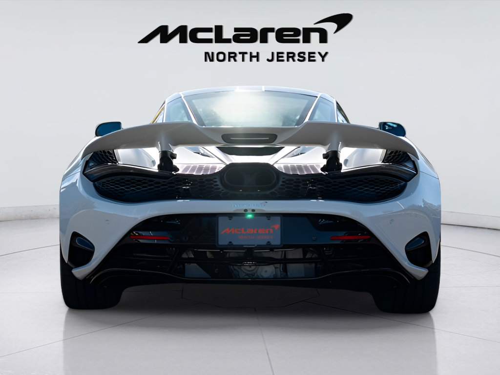 New 2026 McLaren 750S photo 11