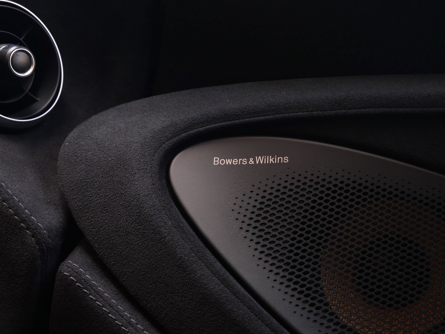 Used 2019 McLaren 600LT photo 23