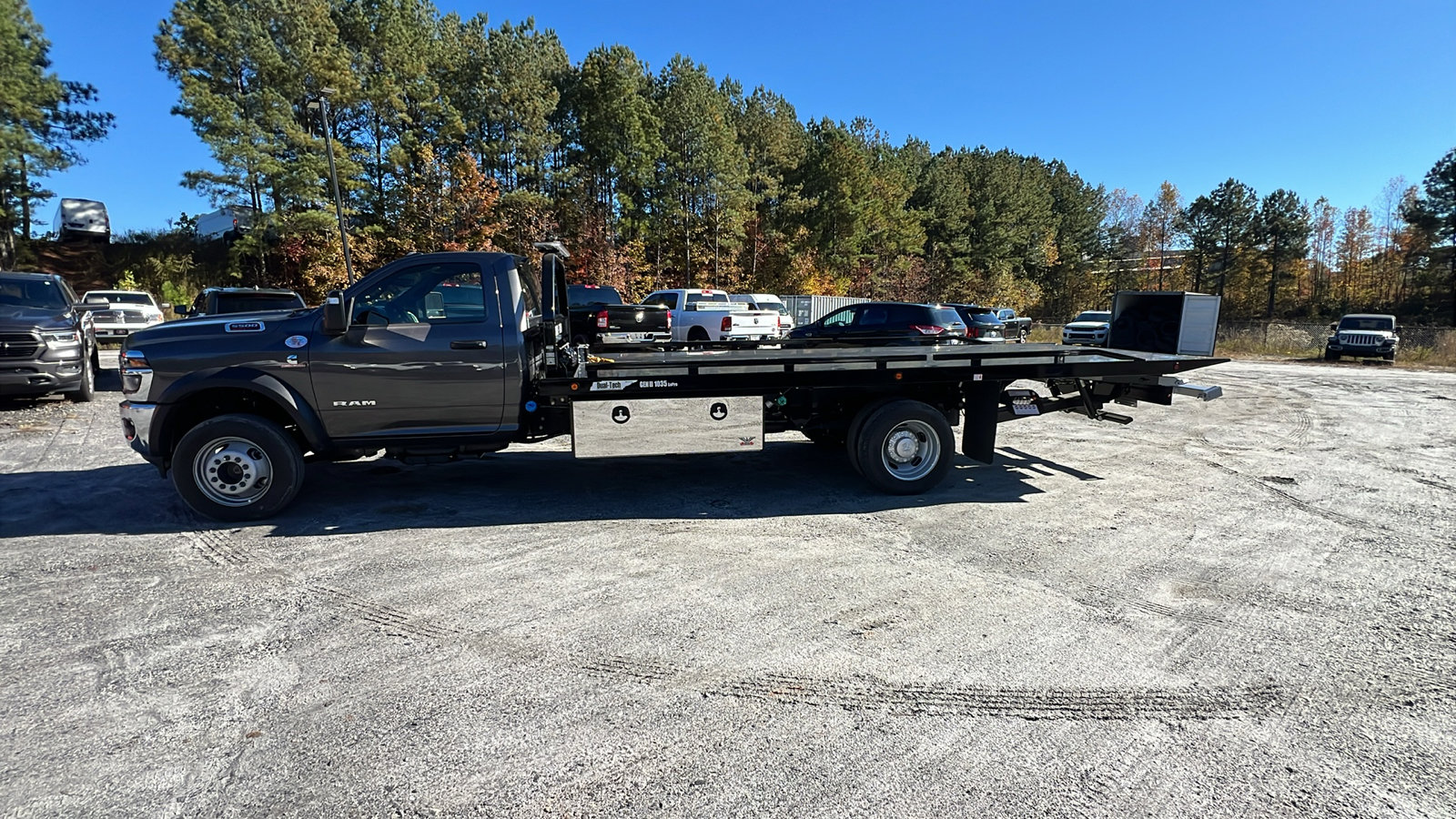 2025 RAM 5500 4x4 Regular Cab