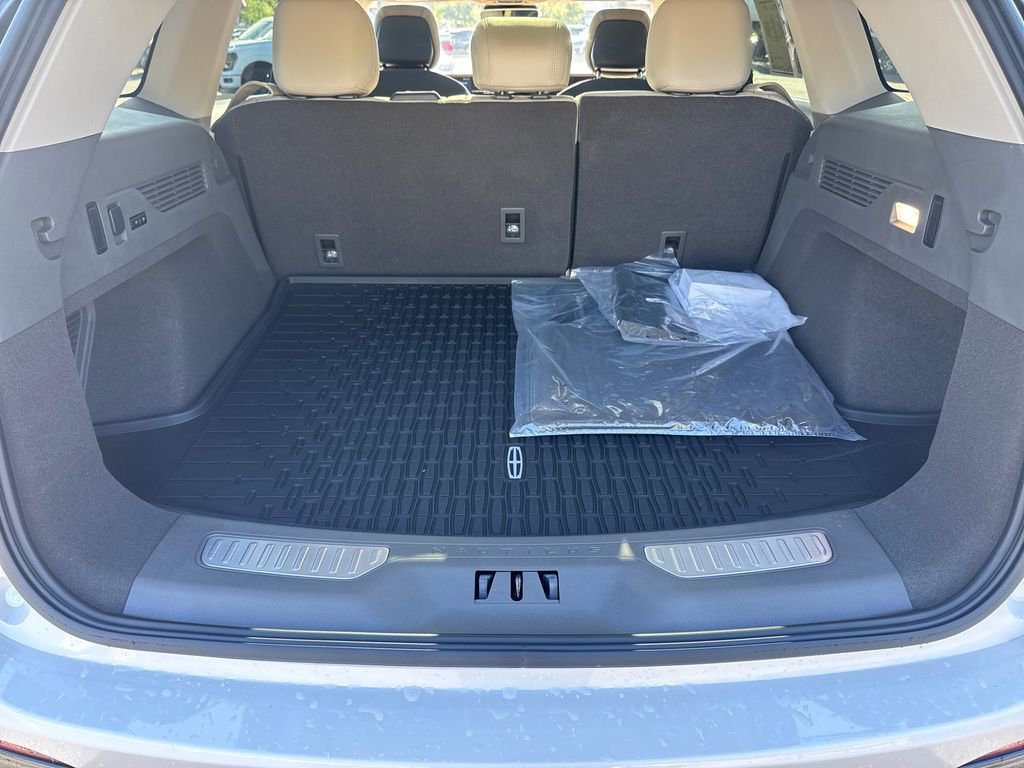 2025 Lincoln Nautilus Reserve